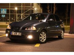 Sahibinden Seat Ibiza 1.4 Style 2008 Model  305.000 km Füme