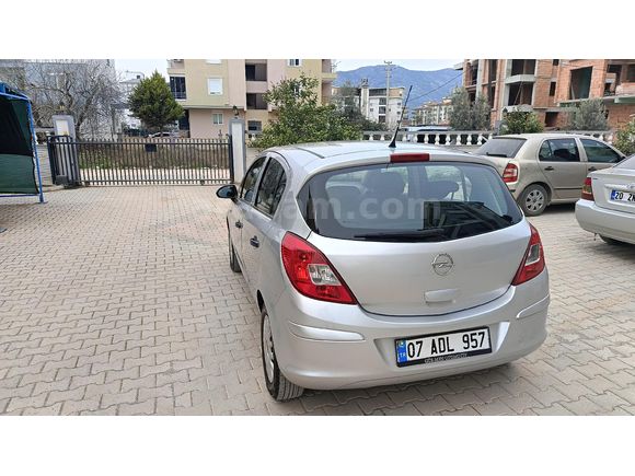 SAHİBİNDEN TEMİZ CORSA