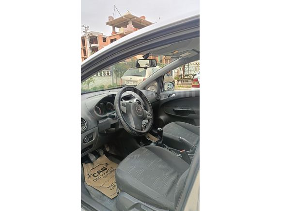 SAHİBİNDEN TEMİZ CORSA