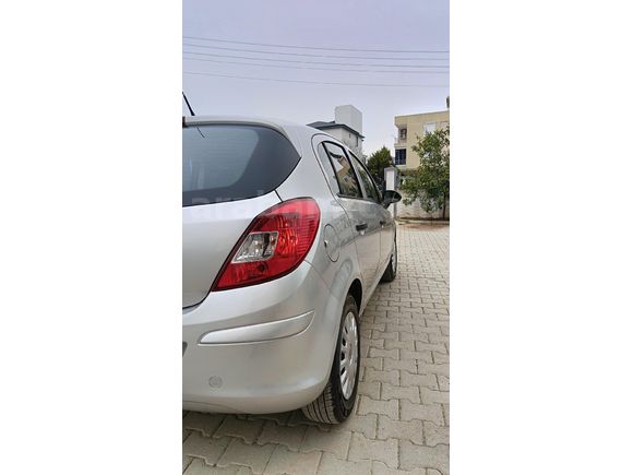 SAHİBİNDEN TEMİZ CORSA