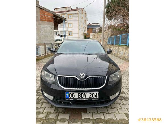 Sahibinden Skoda Octavia 1.6 TDI Style 2015 Model  150.000 km Siyah