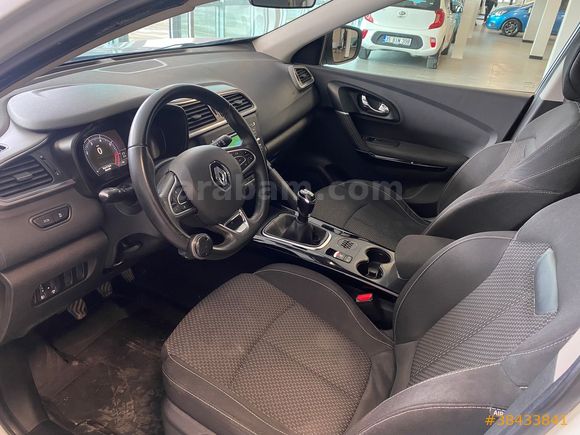 NOVAMER 2015 RENAULT KADJAR 1.2 TCE TOUCH MANUEL