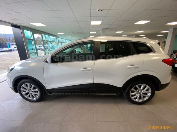 NOVAMER 2015 RENAULT KADJAR 1.2 TCE TOUCH MANUEL