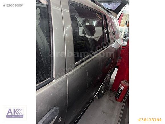 dacia logan mcv 2013 üzeri orjınal hatasız sol arka kapı dolu