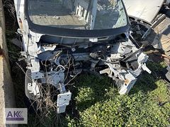 renault kangoo 3 ve 4 sağ ön çeyrek şasi hatasız