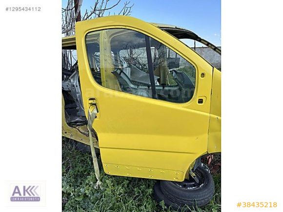 renault trafıc 2 opel vivaro orjınal sağ ön kapı hatasız