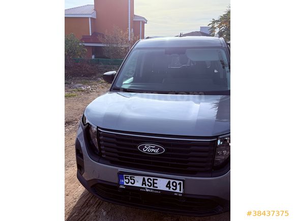 Sahibinden Ford Tourneo Courier 1.0 EcoBoost Titanium 2025 Model 