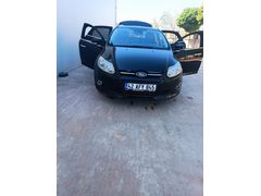 Sahibinden Ford Focus 1.6 TDCi Ttitanyum X 2012 Model  340.000 km Siyah