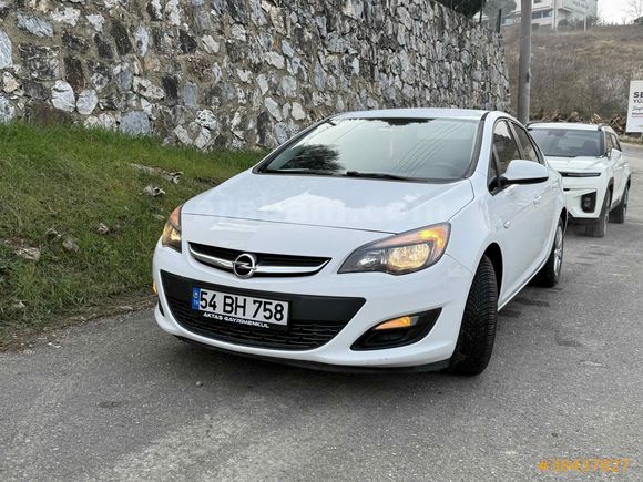 Sahibinden Opel Astra 1.6 Edition 2015 Model  112.000 km Beyaz