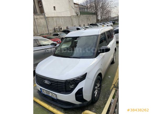 Sahibinden Ford Tourneo Courier 1.0 EcoBoost Titanium 2024 Model 