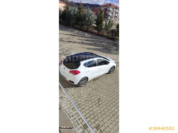 Sahibinden Kia Ceed 1.6 CRDi Concept Plus 2012 Model Kırıkkale 180.000 km Beyaz
