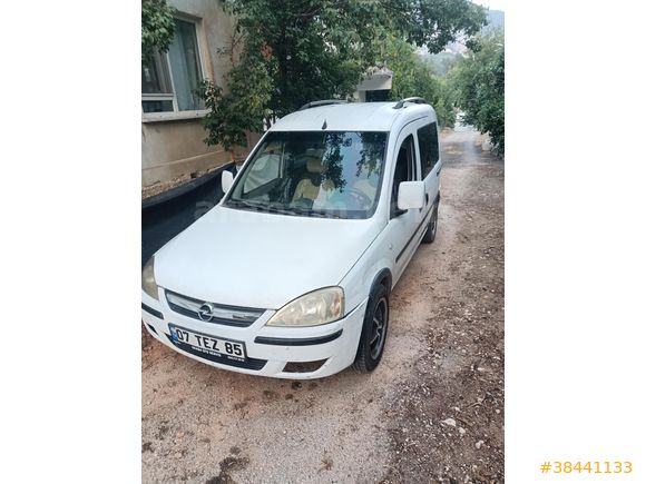 9 yıllık SAHİBİNDEN 1.3 CDTI City Plus 2005 Model  345.000 km Beyaz