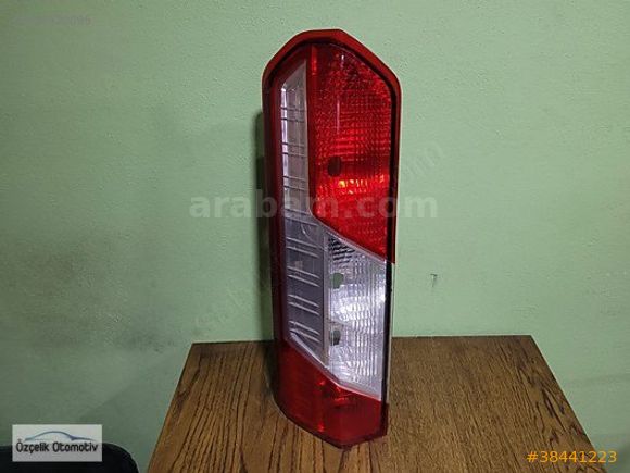 FORD CUSTOM SAĞ STOP