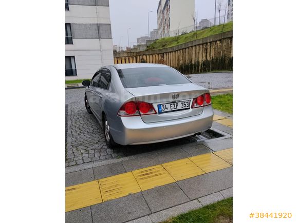 Sahibinden Honda Civic 1.6i VTEC Dream 2007 Model