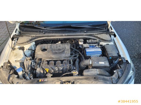 Sahibinden Hyundai Elantra 1.6 D-CVVT Style 2017 Model