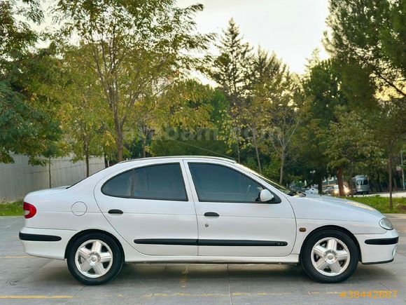 Renault Megane 1.6 16v klimalı RXT 2001 Model