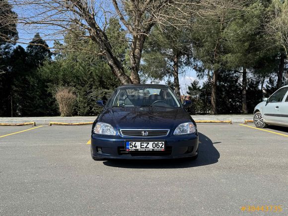 Sahibinden Honda Civic 1.6 i ES 2001 Model 
