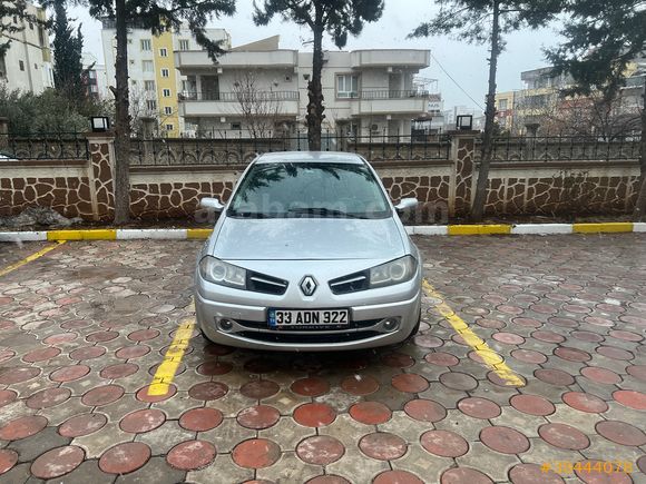 Sahibinden Renault Megane 1.6 Authentique 2010 Model 
