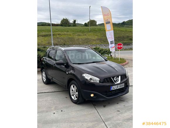 2.Sahibinden Nissan Qashqai 1.5 dCi Tekna Pack 2011 Model 