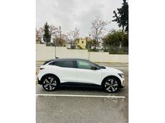 POLİSTEN SATILIK SIFIR AYARINDA HATASIZ BOYASIZ Renault Megane E-Tech Iconic  2024 MODEL