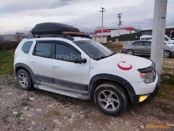 Sahibinden Dacia Duster 1.5 dCi Laureate 2016 Model  303.000 km Beyaz