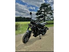 Sahibinden Husqvarna Svartpilen 250 