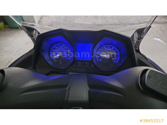 Sahibinden Kymco Downtown 250i kapalı garaj  motoru