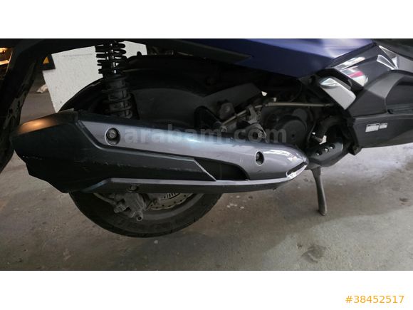 Sahibinden Kymco Downtown 250i kapalı garaj  motoru