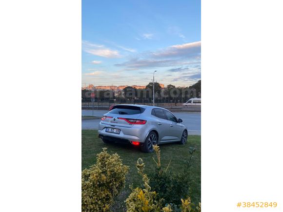 Sahibinden Renault Megane 1.5 dCi Icon 2016 Model