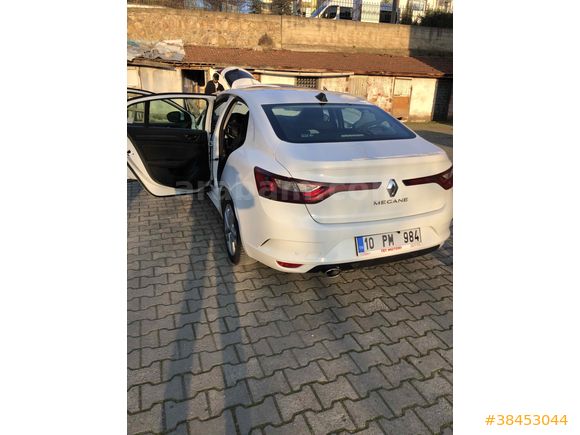 Sahibinden Renault Megane 1.6 Joy 2017 Model 