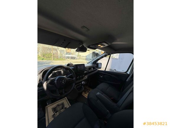 Sahibinden Renault Trafic 2.0 DCI Grand Confort 2023 Model 
