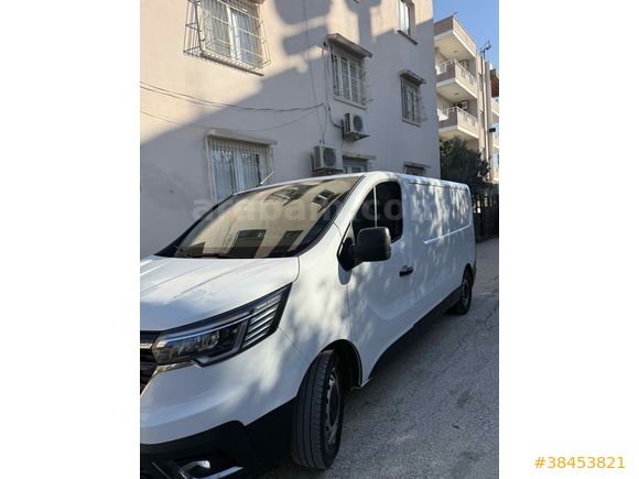 Sahibinden Renault Trafic 2.0 DCI Grand Confort 2023 Model 