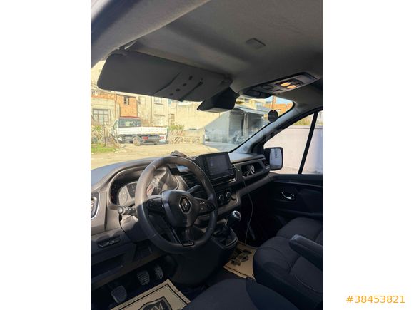 Sahibinden Renault Trafic 2.0 DCI Grand Confort 2023 Model 