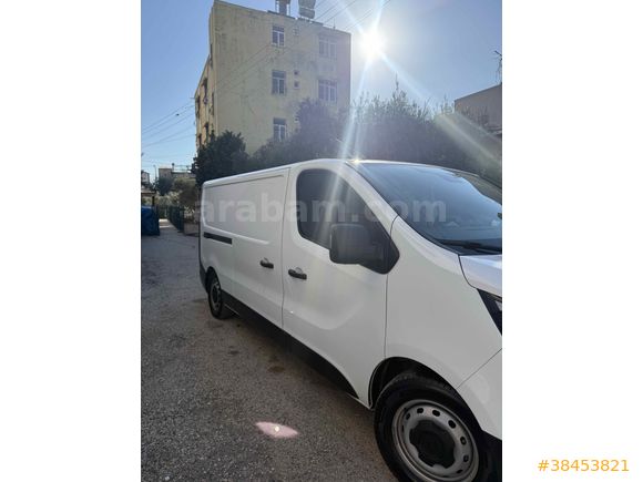 Sahibinden Renault Trafic 2.0 DCI Grand Confort 2023 Model 