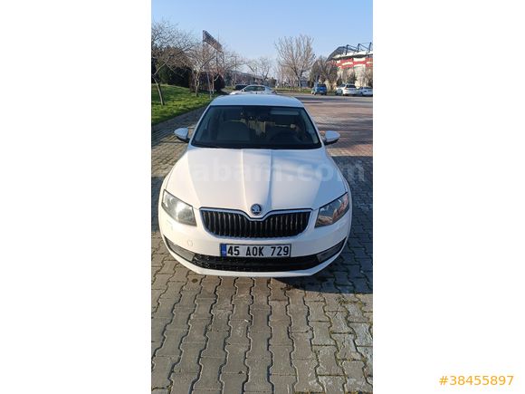 Sahibinden Skoda Octavia 1.6 TDI Elegance 2013 Model  258.000 km Beyaz