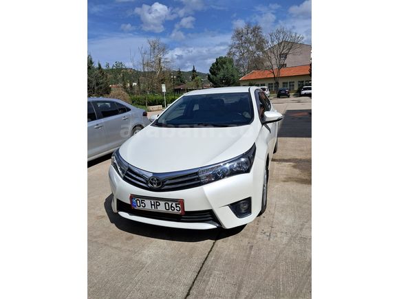 İlk Sahibinden Toyota Corolla 1.6 Advance Otomatik Full Orijinal