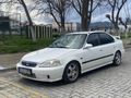 Sahibinden Honda Civic 1.6 i ES 2000 Model  285.000 km Beyaz