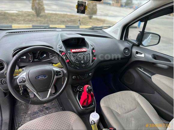 Sahibinden Ford Tourneo Courier 1.6 TDCi Titanium Plus 2017 Model 