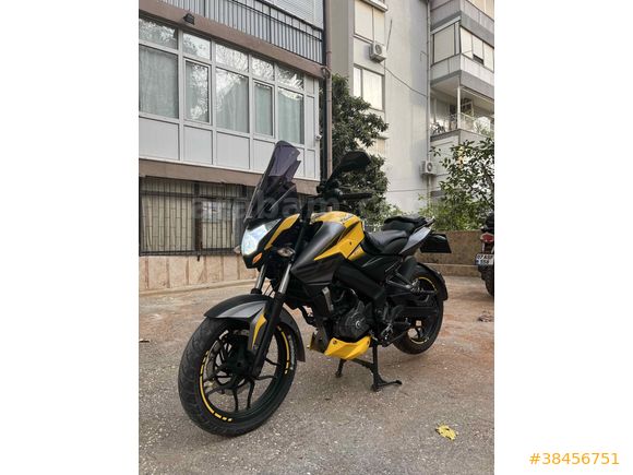 Nadir renk Bajaj Pulsar 200 NS ABS 