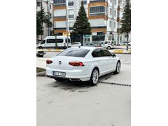 Sahibinden Volkswagen Passat 1.5 TSi Elegance 2019 Model Çorum 150.000 km Beyaz