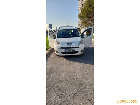 Sahibinden Peugeot Partner 1.6 HDI Premium Pack 2011 Model  239.000 km Beyaz