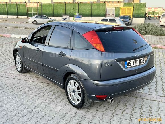 Galeriden Ford Focus 1.6 Collection 2005 Model İzmir