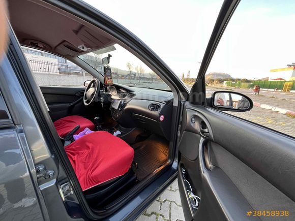 Galeriden Ford Focus 1.6 Collection 2005 Model İzmir