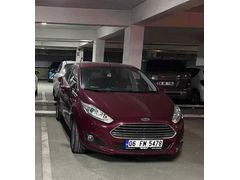 DEĞİŞENSÜZ BOYASIZ DÜŞÜK KM Ford Fiesta 1.6 Titanium 2015 Model Ankara