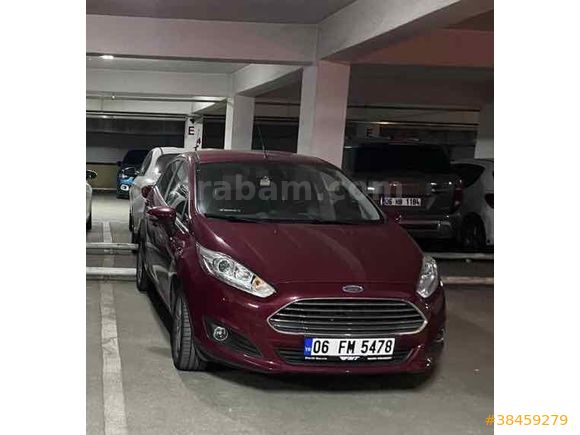 DEĞİŞENSÜZ BOYASIZ DÜŞÜK KM Ford Fiesta 1.6 Titanium 2015 Model Ankara