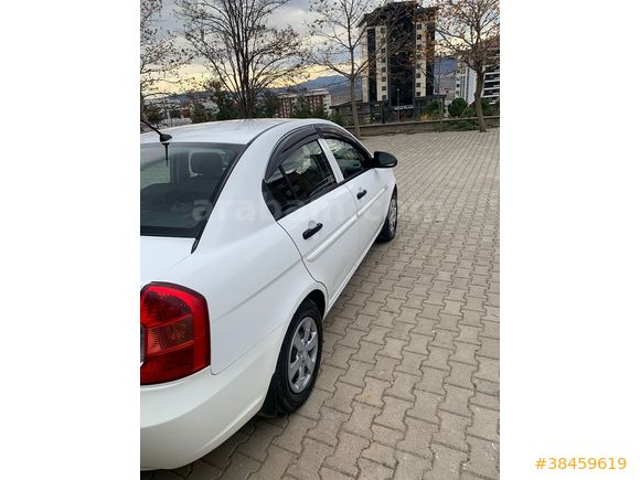 Sahibinden Hyundai Accent Era 1.4 Mode 2011 Model 