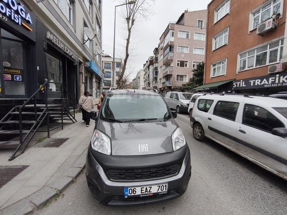 Sahibinden Fiat Fiorino  100 serisi pop paket 1.3 Multijet 2023 Model  38 000 km Füme