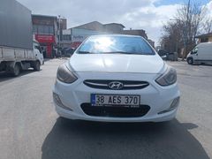 Sahibinden Hyundai Accent Blue 1.6 CRDI Mode Plus 2014 Model