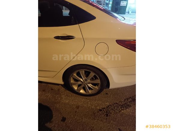 Sahibinden Hyundai Accent Blue 1.6 CRDI Mode Plus 2014 Model