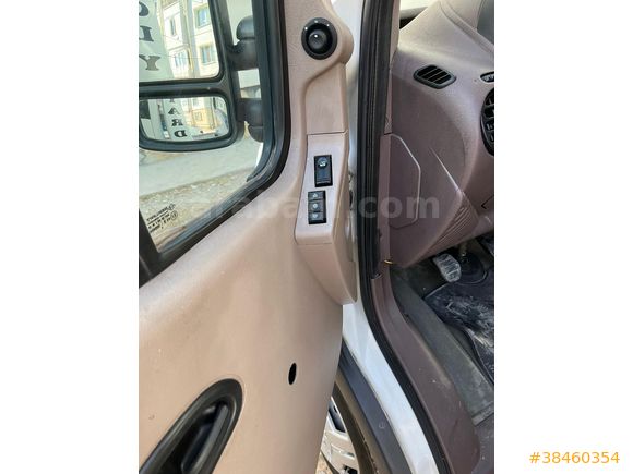 Motor 100binkm Önce Yenilendi-2.8 DTi MASTER Muayeneli Masrafsız Sahibinden